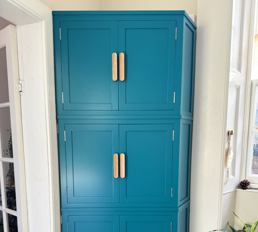 Perfectly fitted units in the corner
